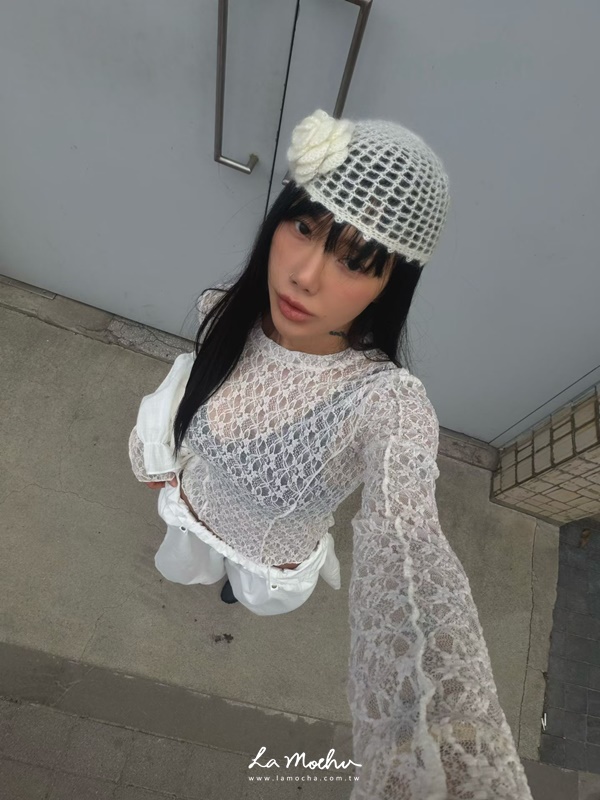 蕾絲透膚長袖上衣